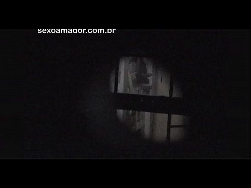 ❤️ Blondie được bí mật quay video bởi một voyeur hàng xóm ẩn sau những viên gạch rỗng ❤  Fucking  tại chúng tôi  ❌